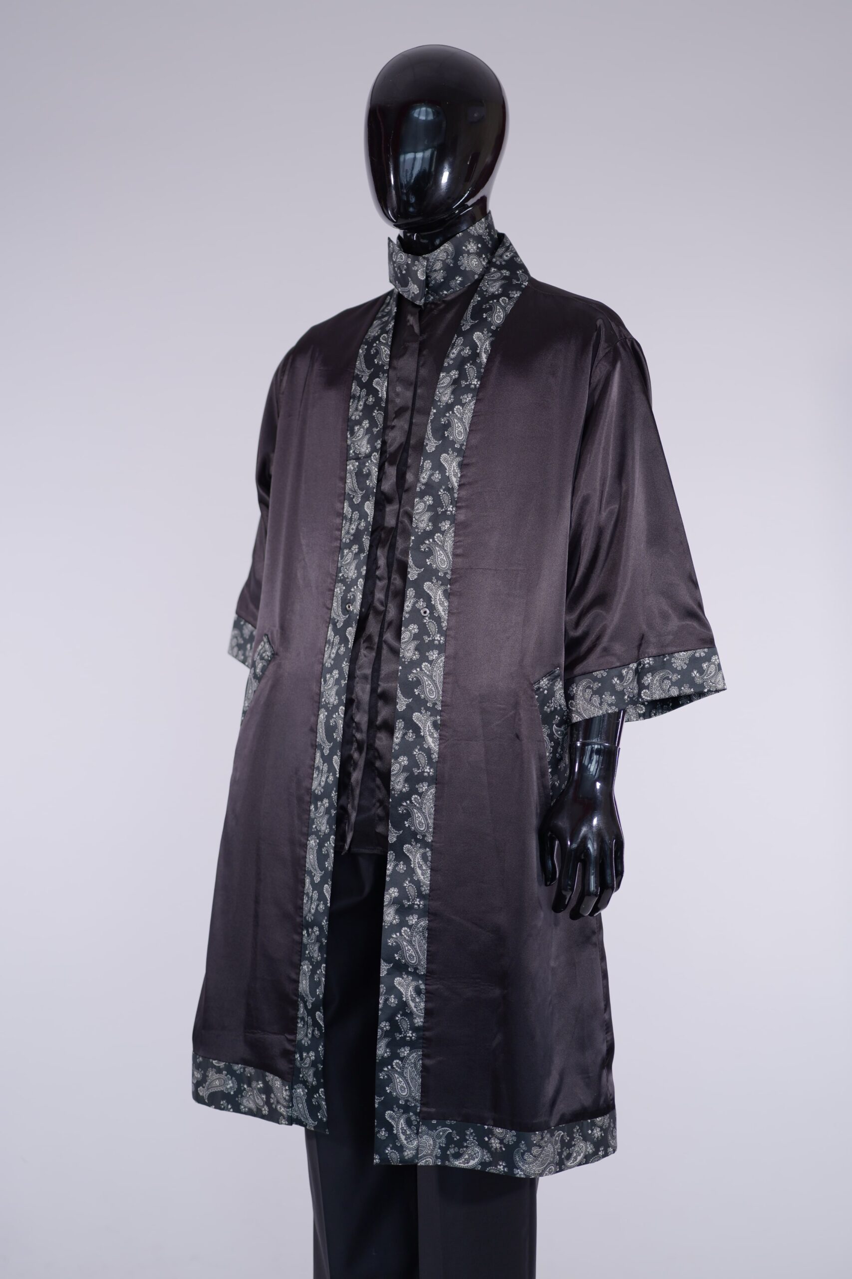 KIMONO LA VOIE DU NOIRc